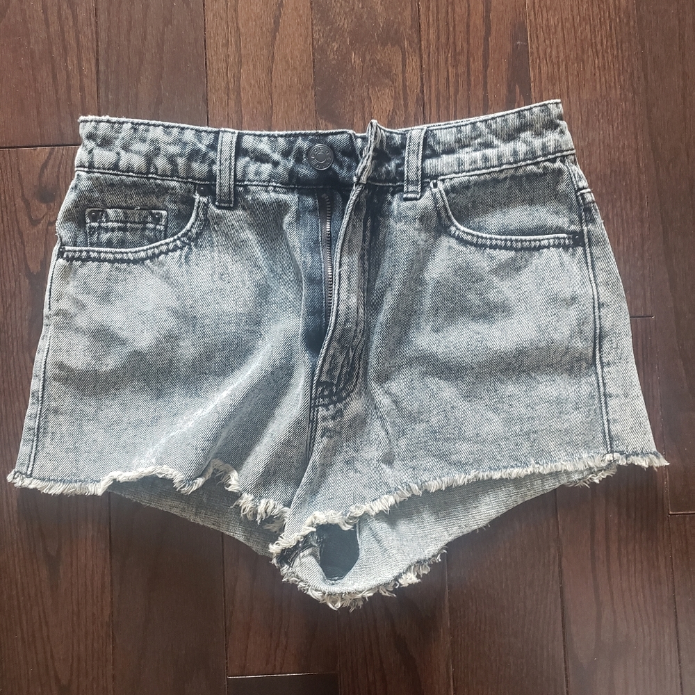 BDG High Rise Dree Cheeky Cut off Shorts 28